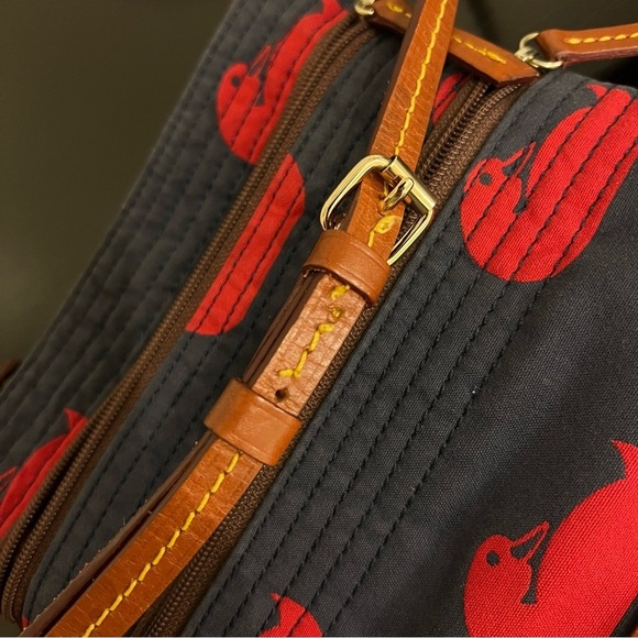 Dooney & Bourke vintage mini crossbody bag, canvas and leather trim - Picture 7 of 13